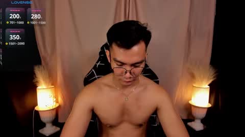 Snapshot of 000batman000 chatting on 02.18.25 Bruce online show from 02.18.25