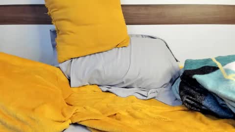 Snapshot of 00ingrid00 chatting on 12.20.25 00ingrid00 online show from 12.20.25