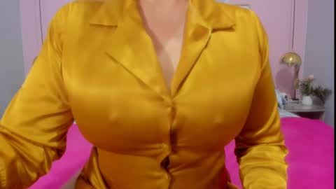 Valeria online show from 02.04.25