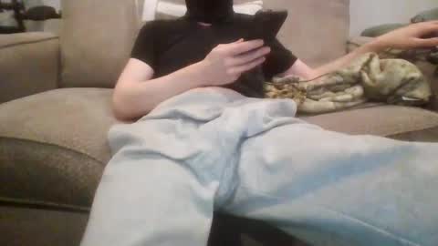 Snapshot of 029719 chatting on 10.06.25 Cute boi online show from 10.06.25