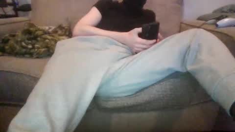 Snapshot of 029719 chatting on 11.05.25 Cute boi online show from 11.05.25