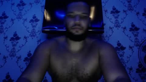 Snapshot of 0_kingsley chatting on 01.05.25 Kingsley online show from 01.05.25