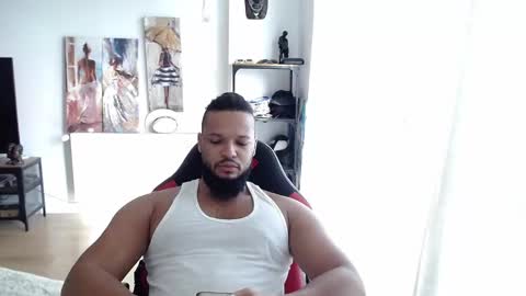 Snapshot of 0_kingsley chatting on 11.03.25 Kingsley online show from 11.03.25