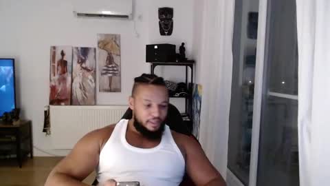 Snapshot of 0_kingsley chatting on 02.18.26 Kingsley online show from 02.18.26