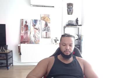 Snapshot of 0_kingsley chatting on 02.19.26 Kingsley online show from 02.19.26