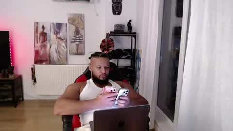 Snapshot of 0_kingsley chatting on 02.25.26 Kingsley online show from 02.25.26