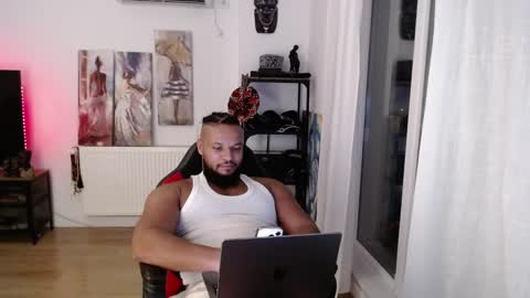 Snapshot of 0_kingsley chatting on 02.28.26 Kingsley online show from 02.28.26