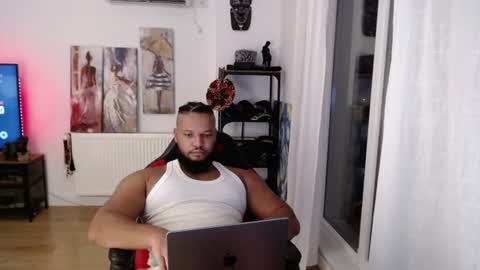 Snapshot of 0_kingsley chatting on 06.17.26 Kingsley online show from 06.17.26
