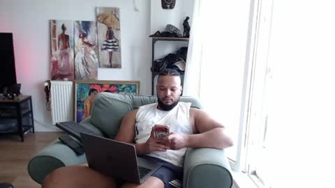 Snapshot of 0_kingsley chatting on 06.18.26 Kingsley online show from 06.18.26