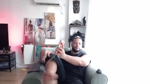Snapshot of 0_kingsley chatting on 06.23.26 Kingsley online show from 06.23.26
