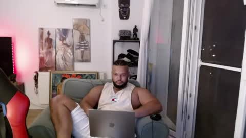 Snapshot of 0_kingsley chatting on 07.14.26 Kingsley online show from 07.14.26