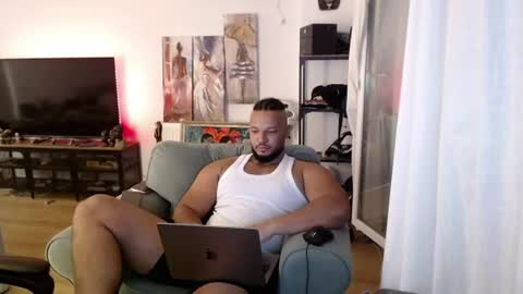 Snapshot of 0_kingsley chatting on 07.14.26 Kingsley online show from 07.14.26