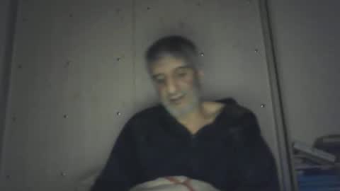 Snapshot of 0luvmonkey chatting on 01.12.26 0luvmonkey online show from 01.12.26