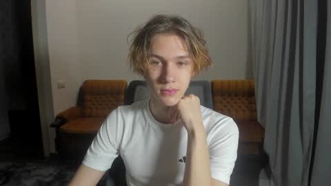 Adam online show from 01.02.25