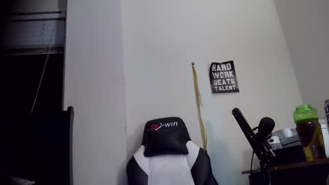 Snapshot of 11inchtattedtrinibad chatting on 02.25.25 11inchtattedtrinibad online show from 02.25.25