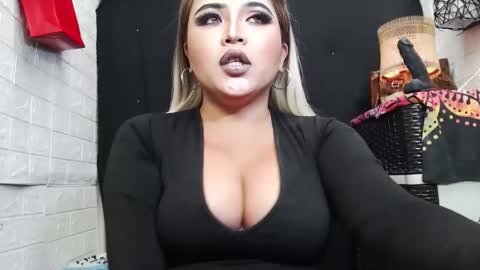 sexy kia online show from 11.23.25