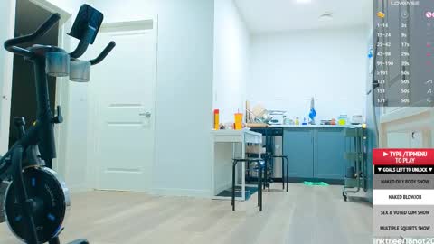 Tong  Ralph online show from 02.11.25