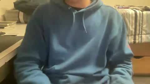 Snapshot of 1980bobbytom chatting on 11.04.25 bobby online show from 11.04.25