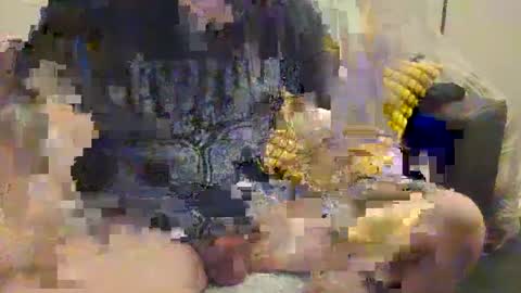 Snapshot of 1989jeff chatting on 03.12.25 jeff online show from 03.12.25
