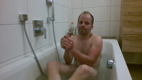 Snapshot of 19berni91 chatting on 09.12.25 berni online show from 09.12.25