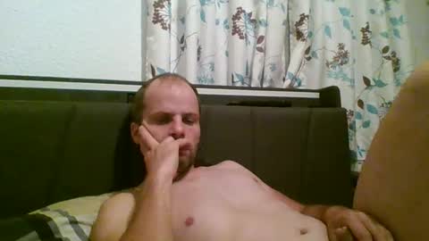 Snapshot of 19berni91 chatting on 09.16.25 berni online show from 09.16.25