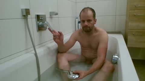 Snapshot of 19berni91 chatting on 11.04.25 berni online show from 11.04.25