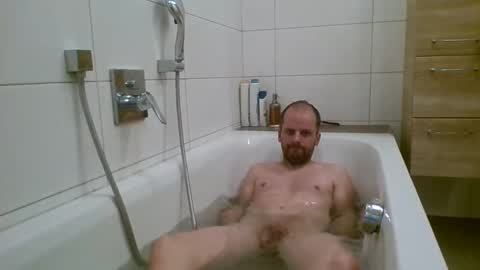 Snapshot of 19berni91 chatting on 11.05.25 berni online show from 11.05.25