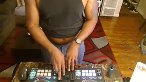 Snapshot of 19ericb68 chatting on 02.06.25 Mr. E the BBC online show from 02.06.25