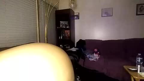 Snapshot of 1_sexyy_di chatting on 02.23.25 420- online show from 02.23.25