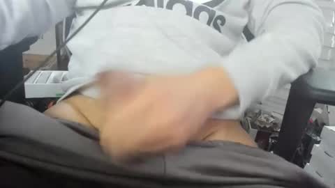 Snapshot of 1bigloadasian chatting on 11.16.25 1bigloadasian online show from 11.16.25