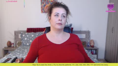 Felicity online show from 11.11.25