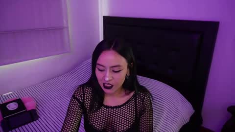 Snapshot of 1hannamontana chatting on 09.19.25 1hannamontana online show from 09.19.25