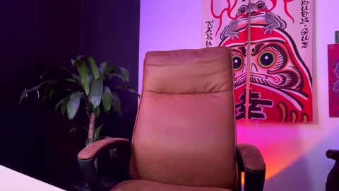 Snapshot of 1hannamontana chatting on 11.18.25 1hannamontana online show from 11.18.25