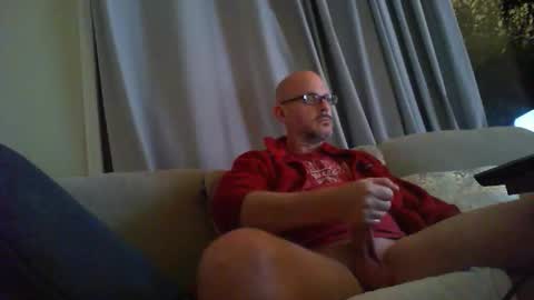 1hotbaldguy online show from 12.10.24