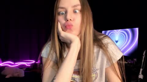 Lily 3 online show from 02.11.25