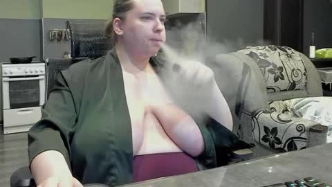 1LINDSEY1 online show from 02.18.25