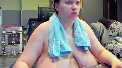 1LINDSEY1 online show from 10.14.25