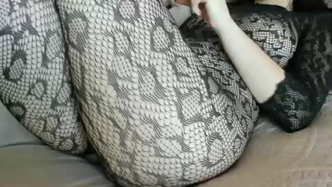 Onna online show from 01.18.25