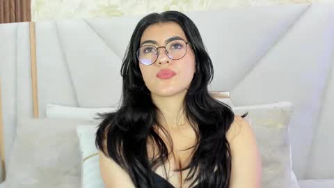 Snapshot of 1m_emily chatting on 12.10.24 . online show from 12.10.24