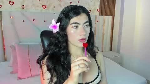 Snapshot of 1m_emily chatting on 02.18.25 . online show from 02.18.25