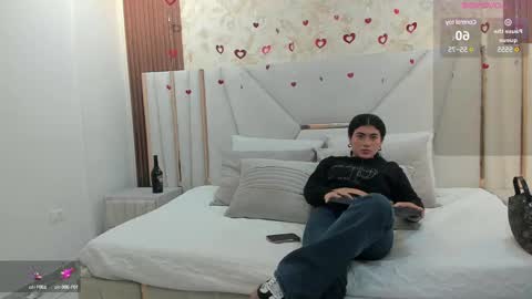 Snapshot of 1m_emily chatting on 02.27.25 . online show from 02.27.25