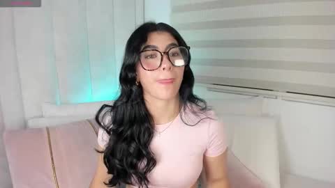 Snapshot of 1m_emily chatting on 09.25.25 . online show from 09.25.25