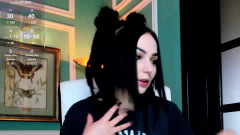 Moona  online show from 02.26.25