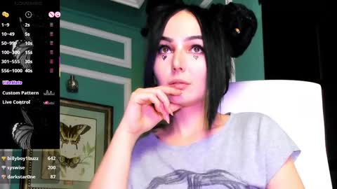 Moona  online show from 03.08.25