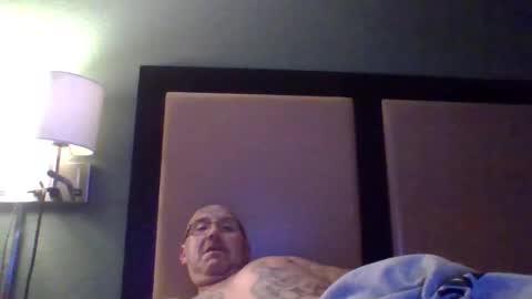 TheShyOne18 online show from 04.16.26