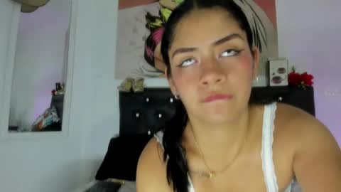 1sweetvaleria1 online show from 05.26.26