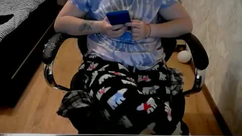 Snapshot of 1your_hot_girls chatting on 02.04.26 1your_hot_girls online show from 02.04.26