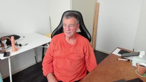 Henk online show from 12.19.24