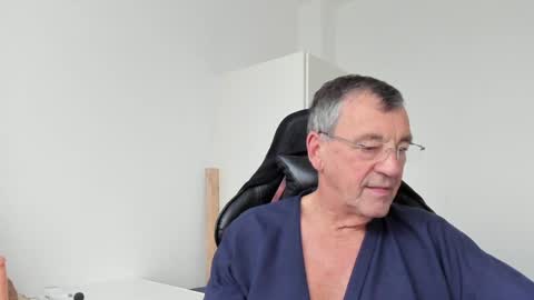 Henk online show from 01.01.25