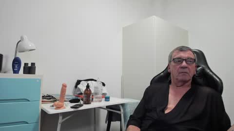 Henk online show from 01.12.25